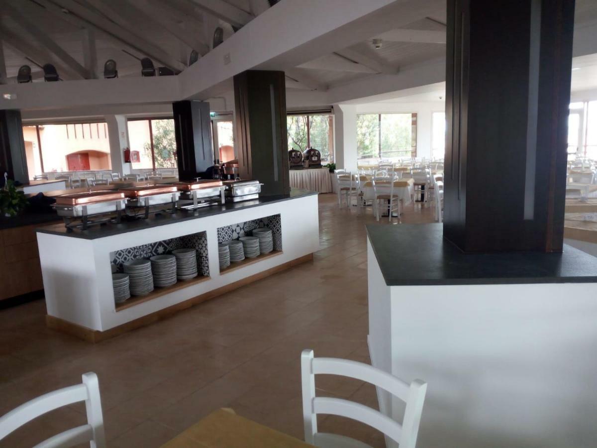 Отель Club Esse Cala Bitta Байя Сардиния Экстерьер фото